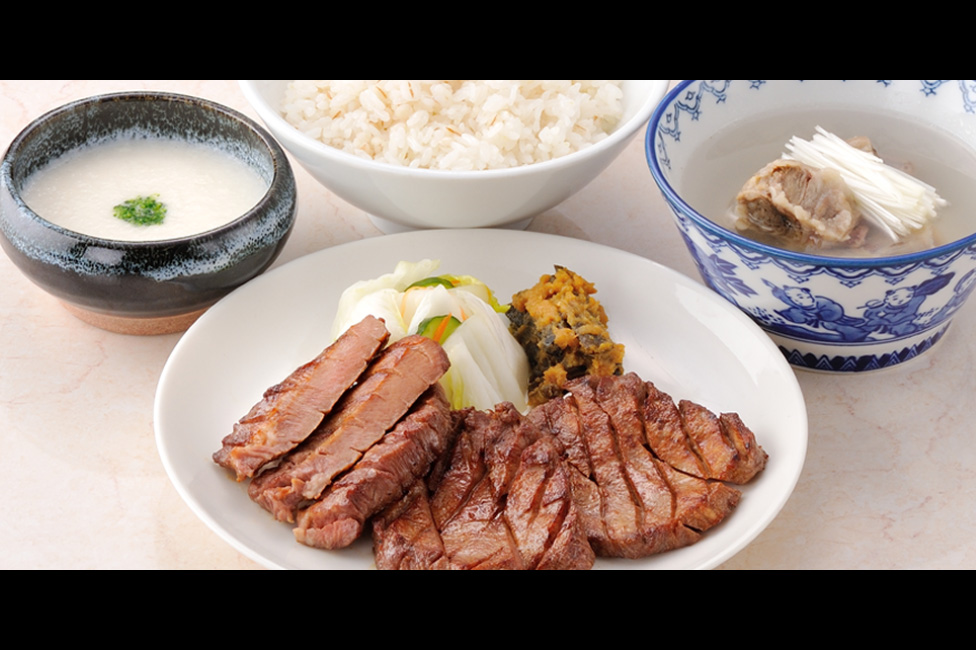 炭焼牛たん東山